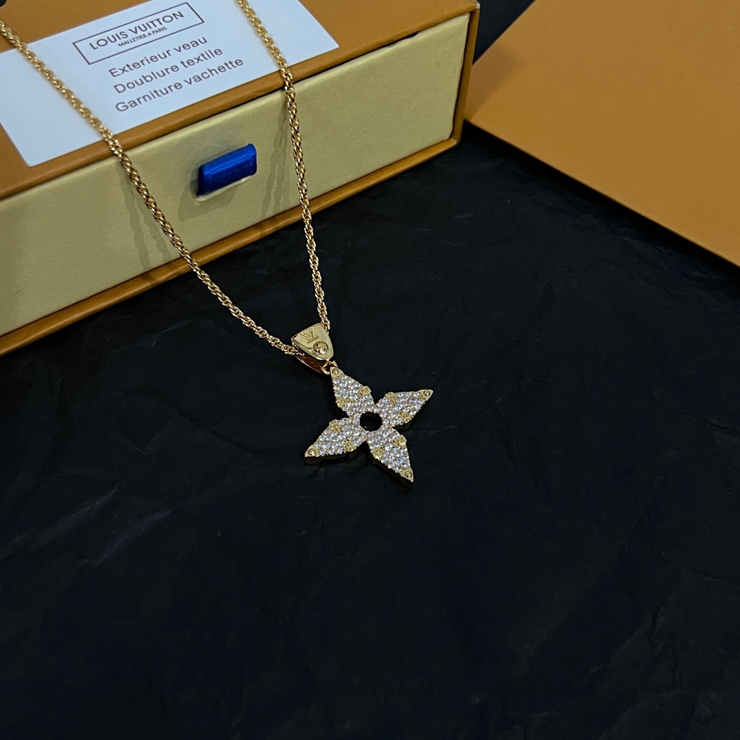 Louis Vuitton LV Rope Pendant   M01751 - 
