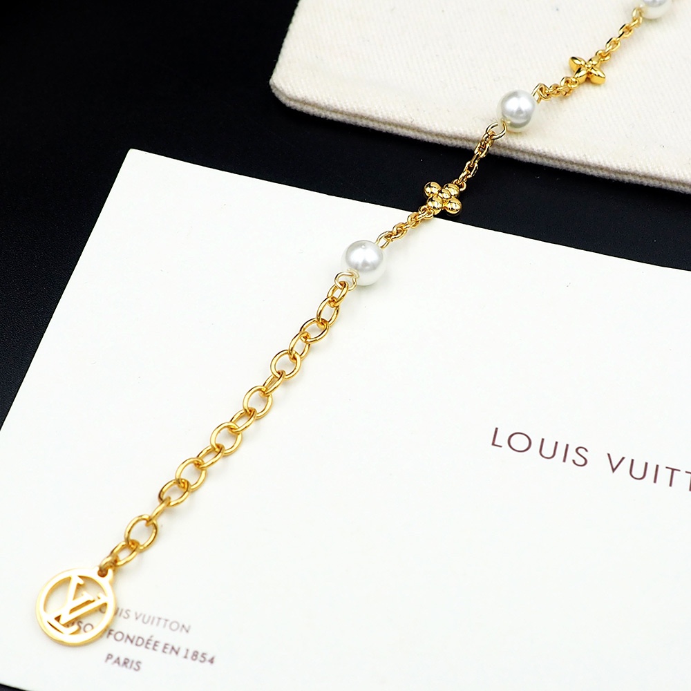 Louis Vuitton Louisa Bracelet  M1429A - 