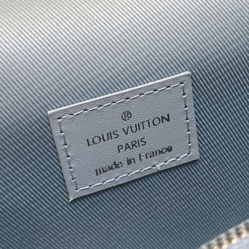 Louis Vuitton Fastline Wearable Wallet   M82804 - 