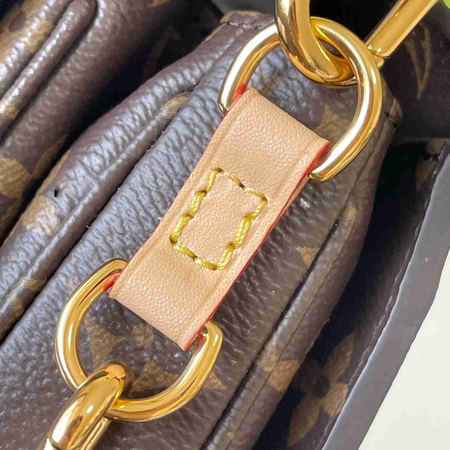 Louis Vuitton Pochette Métis East West   M46279 - 
