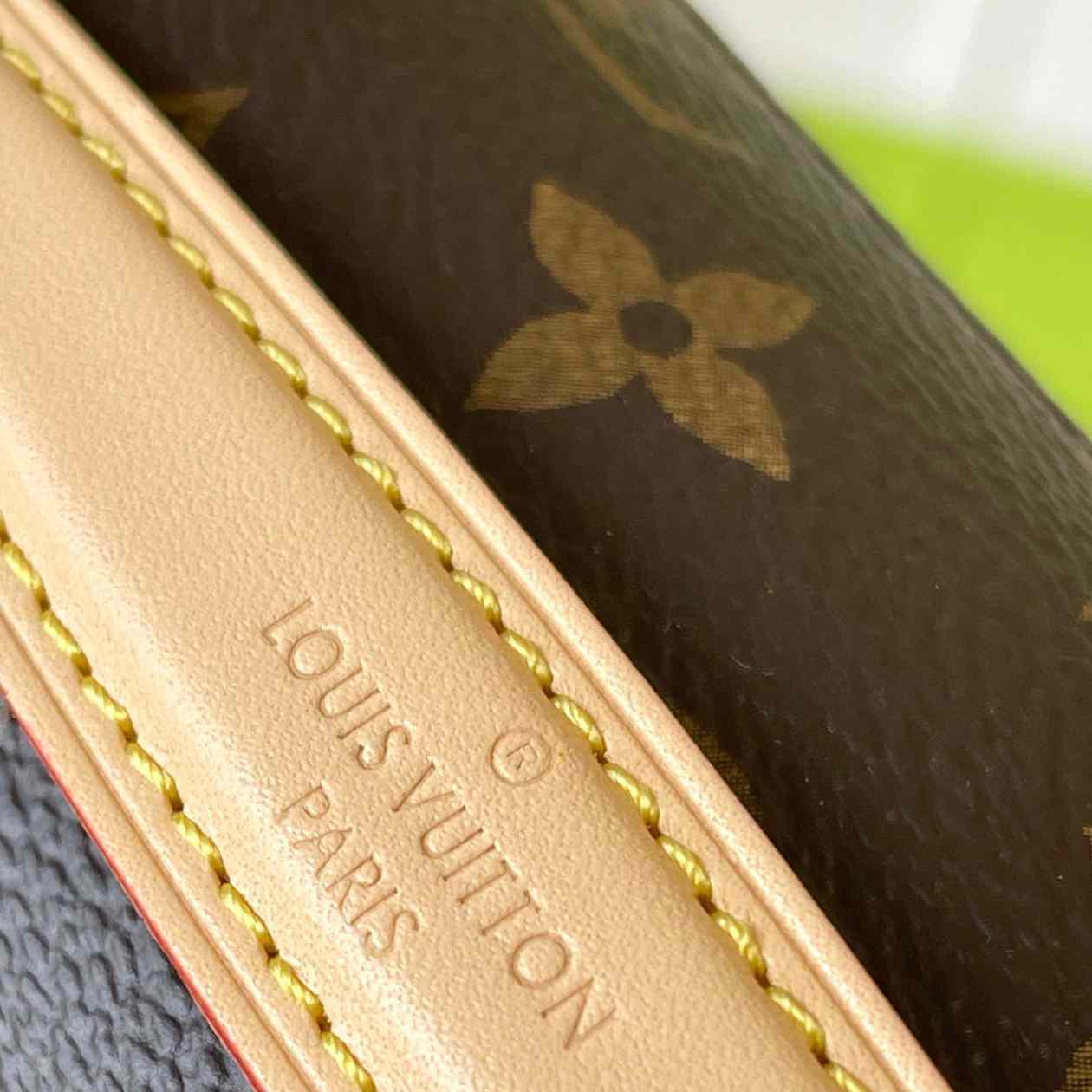 Louis Vuitton Pochette Métis East West   M46279 - 