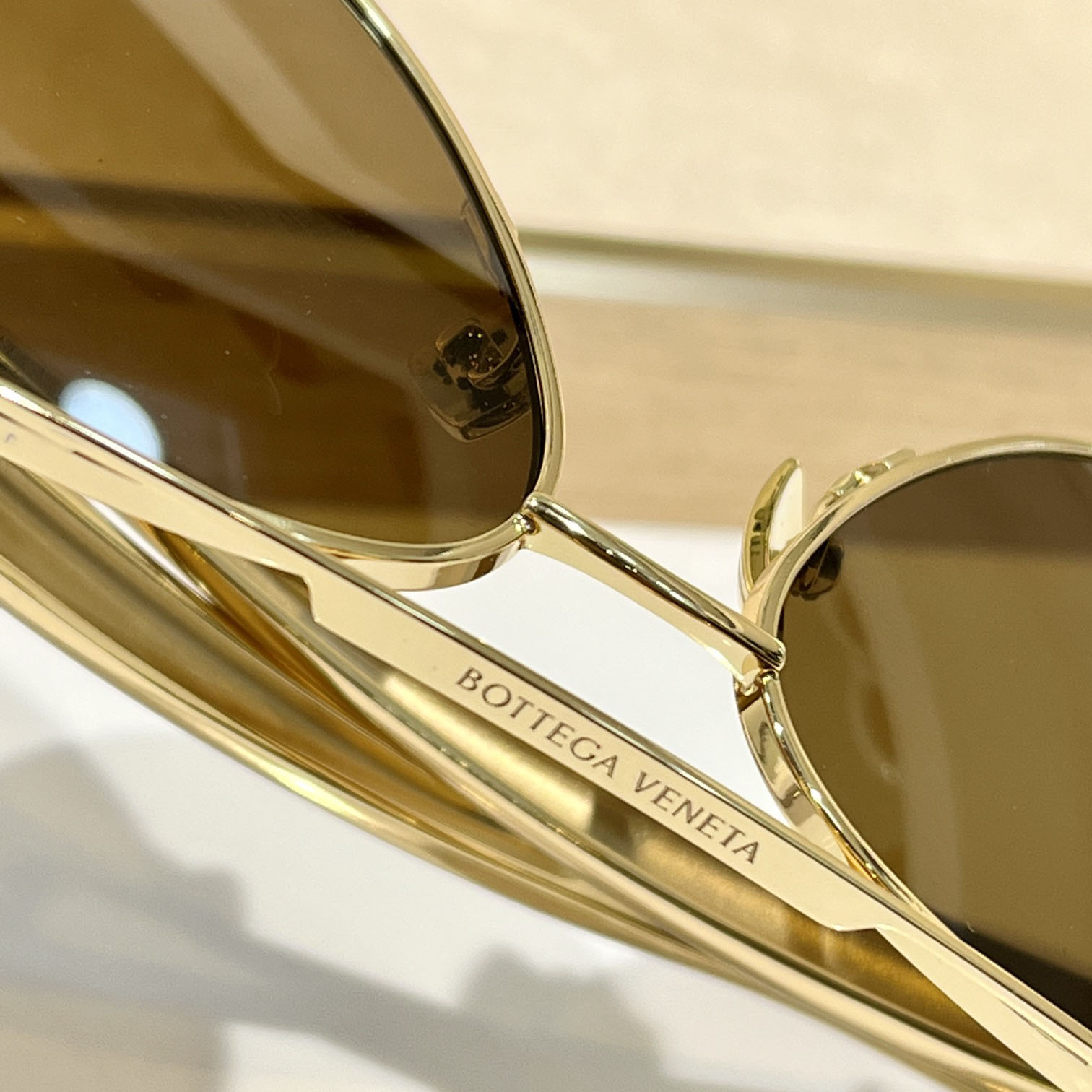 Bottega Veneta Sardine Aviator Sunglasses   BV1305S - 