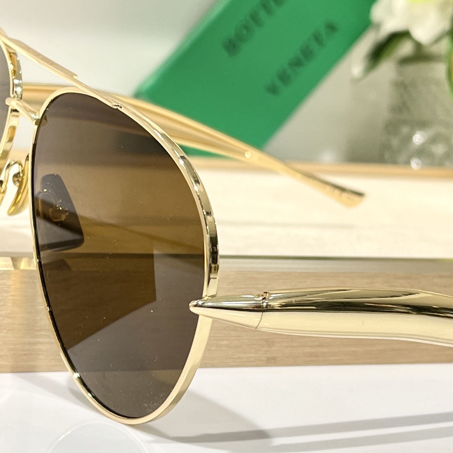 Bottega Veneta Sardine Aviator Sunglasses   BV1305S - 