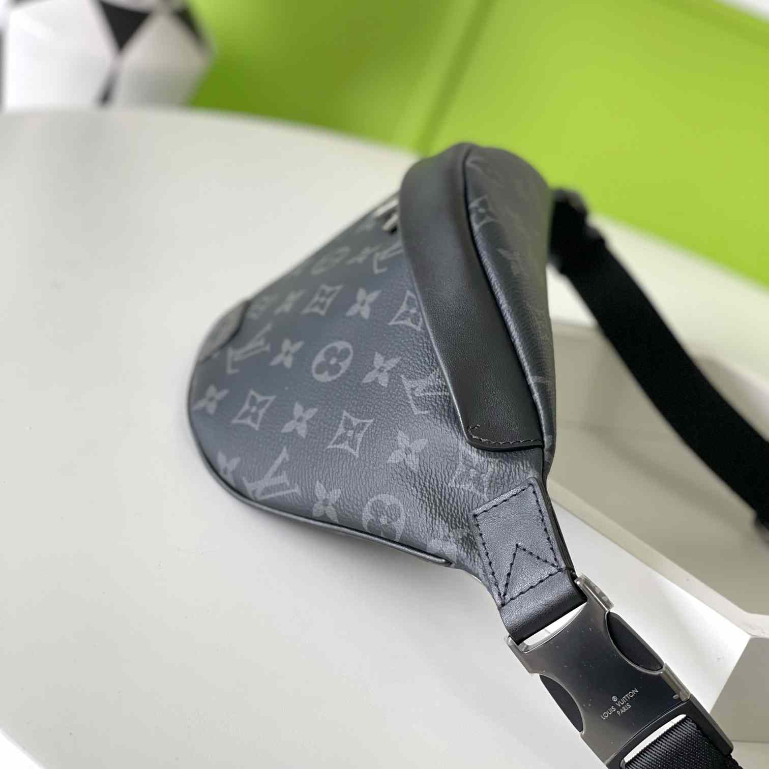 Louis Vuitton Discovery Bumbag PM    M46035 - 