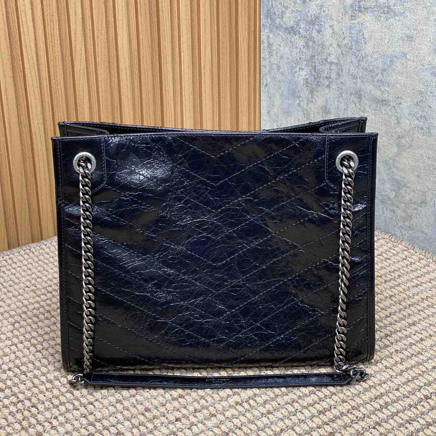 Saint Laurent NiKi Shopping In Vintage Leather - DesignerGu