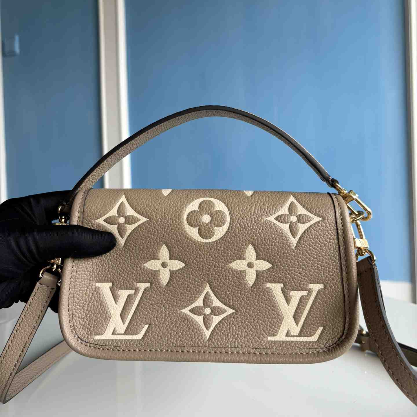 Louis Vuitton Nano Diane   M83300 - 
