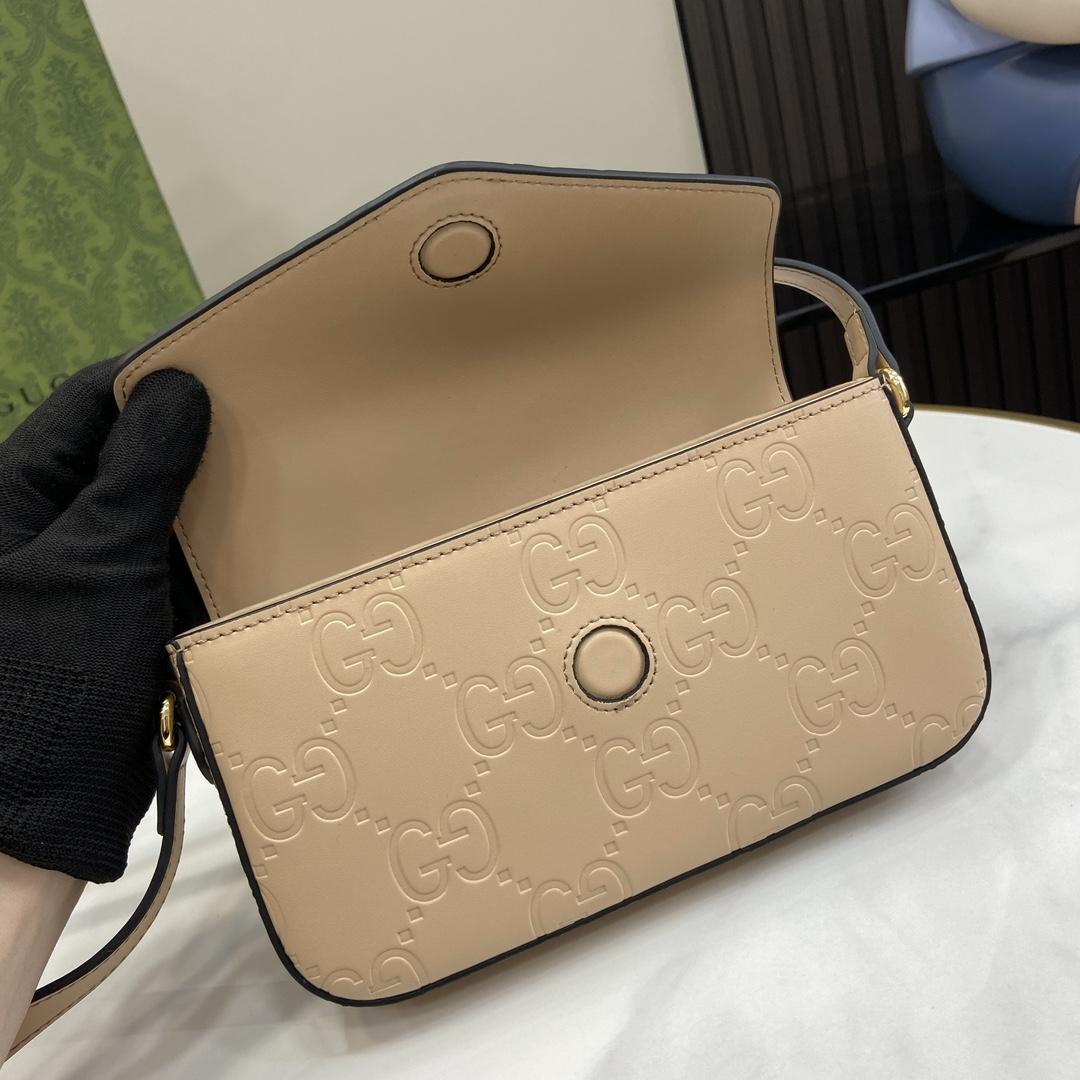 Gucci GG Super Mini Shoulder Bag - DesignerGu