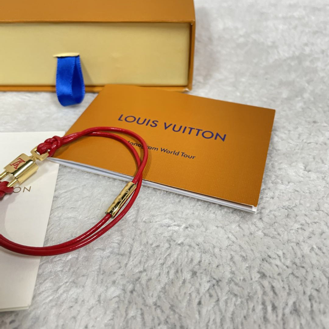 Louis Vuitton LV Padlock Bracelet  M8139E - DesignerGu