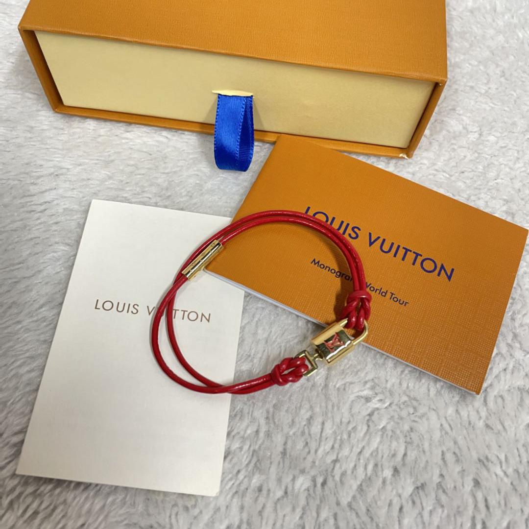 Louis Vuitton LV Padlock Bracelet  M8139E - DesignerGu