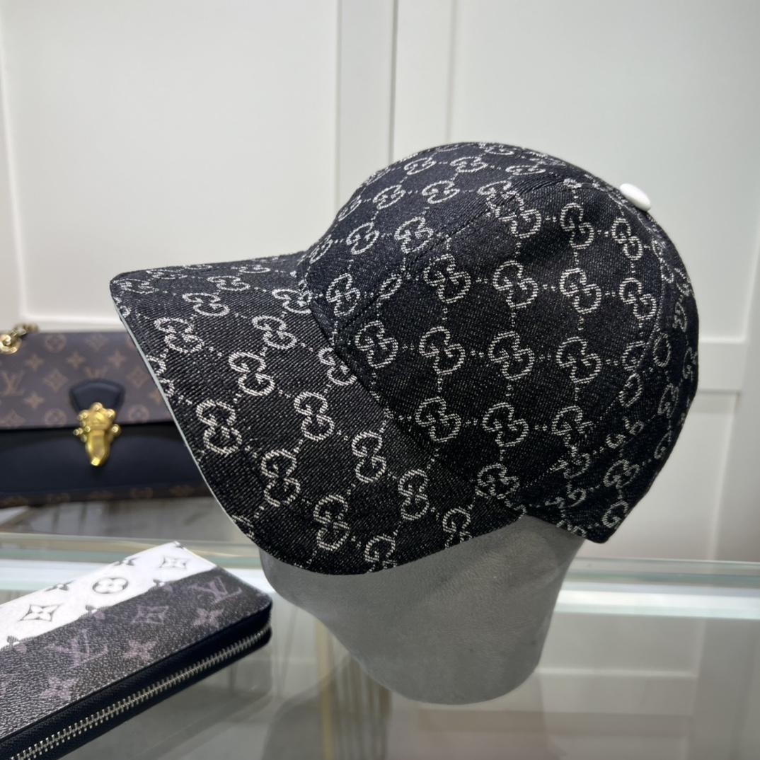 Gucci Baseball Cap - 