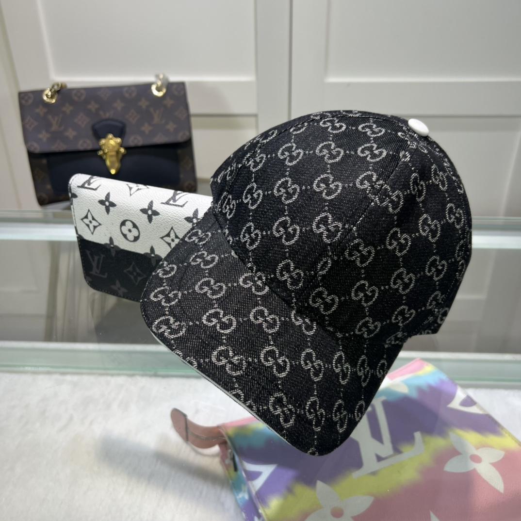 Gucci Baseball Cap - 