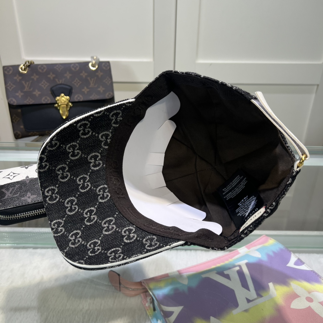 Gucci Baseball Cap - 