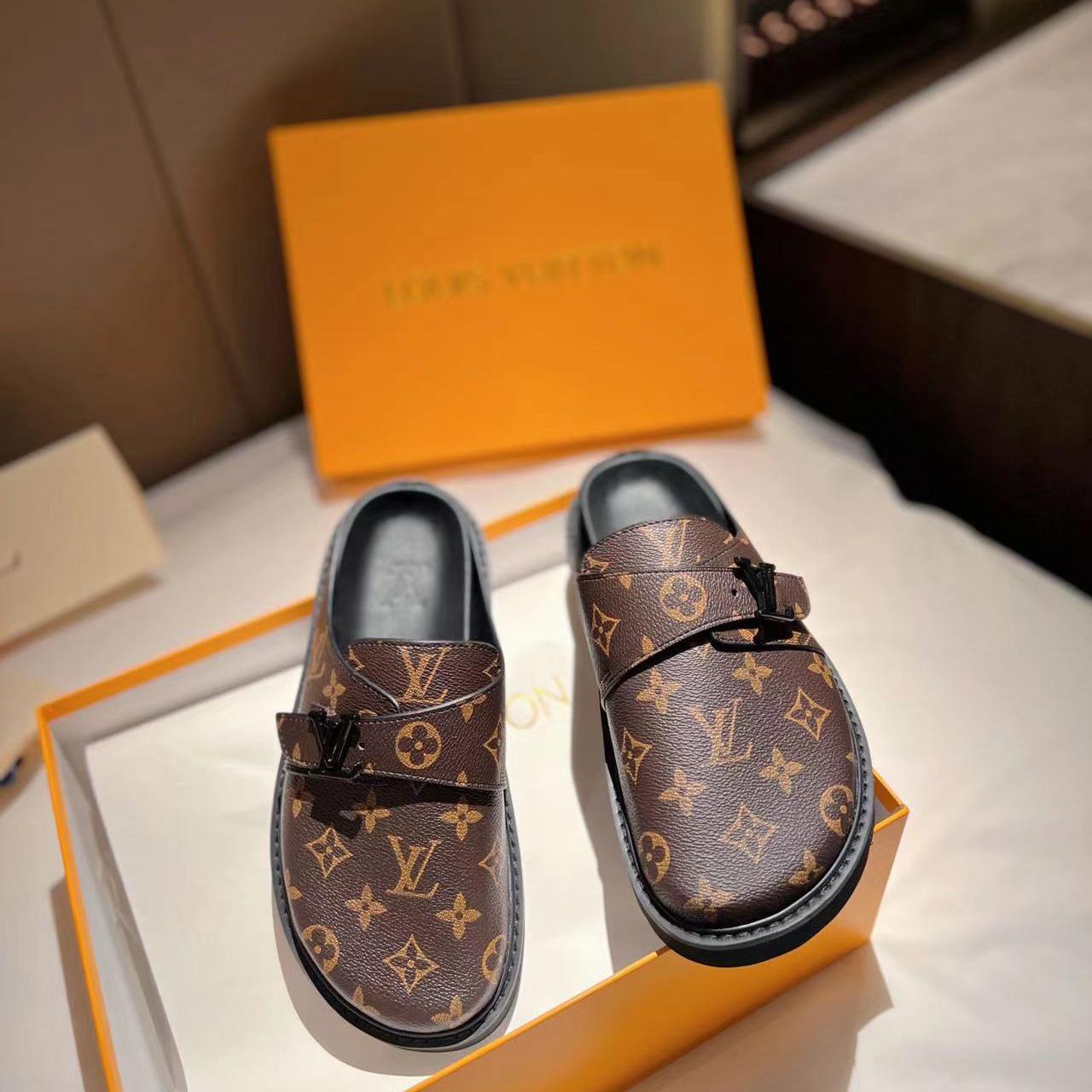 Louis Vuitton LV Easy Mule    1A8WIB - 