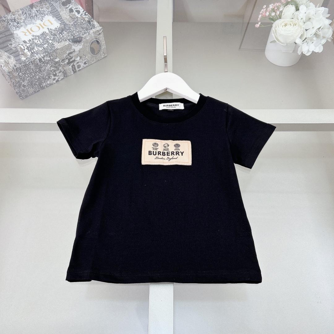 Burberry Kid's Tee & Skirt - 