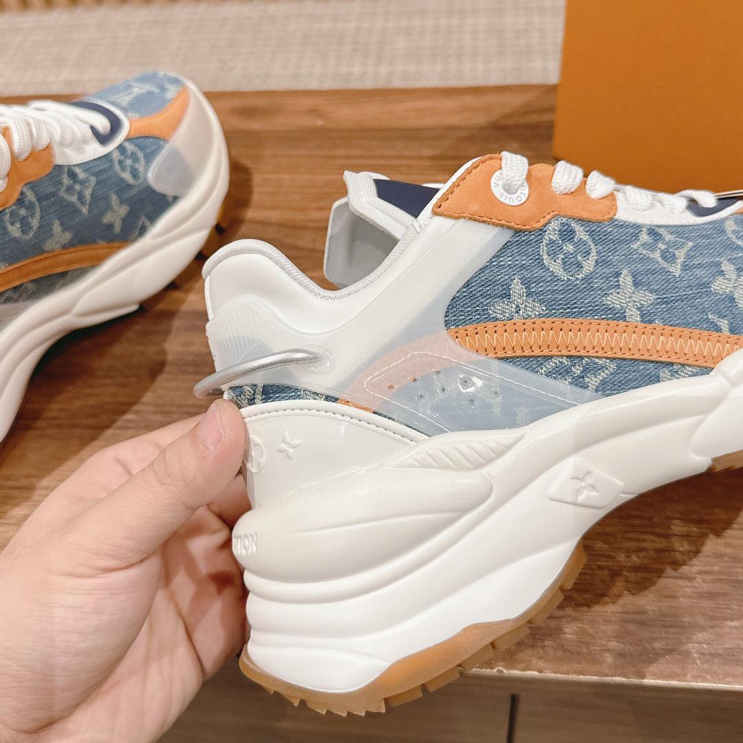 Louis Vuitton Run 55 Sneaker        1ACHTV       - 
