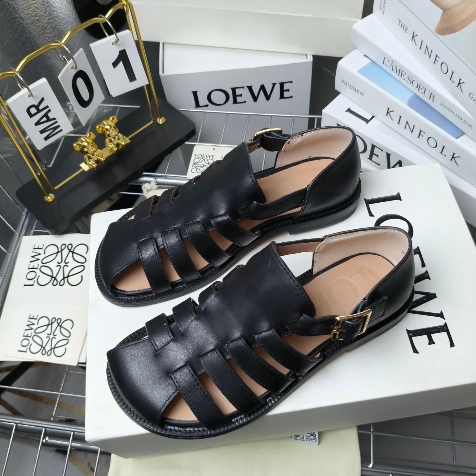 Loewe Campo Sandal In Waxed Calfskin - 