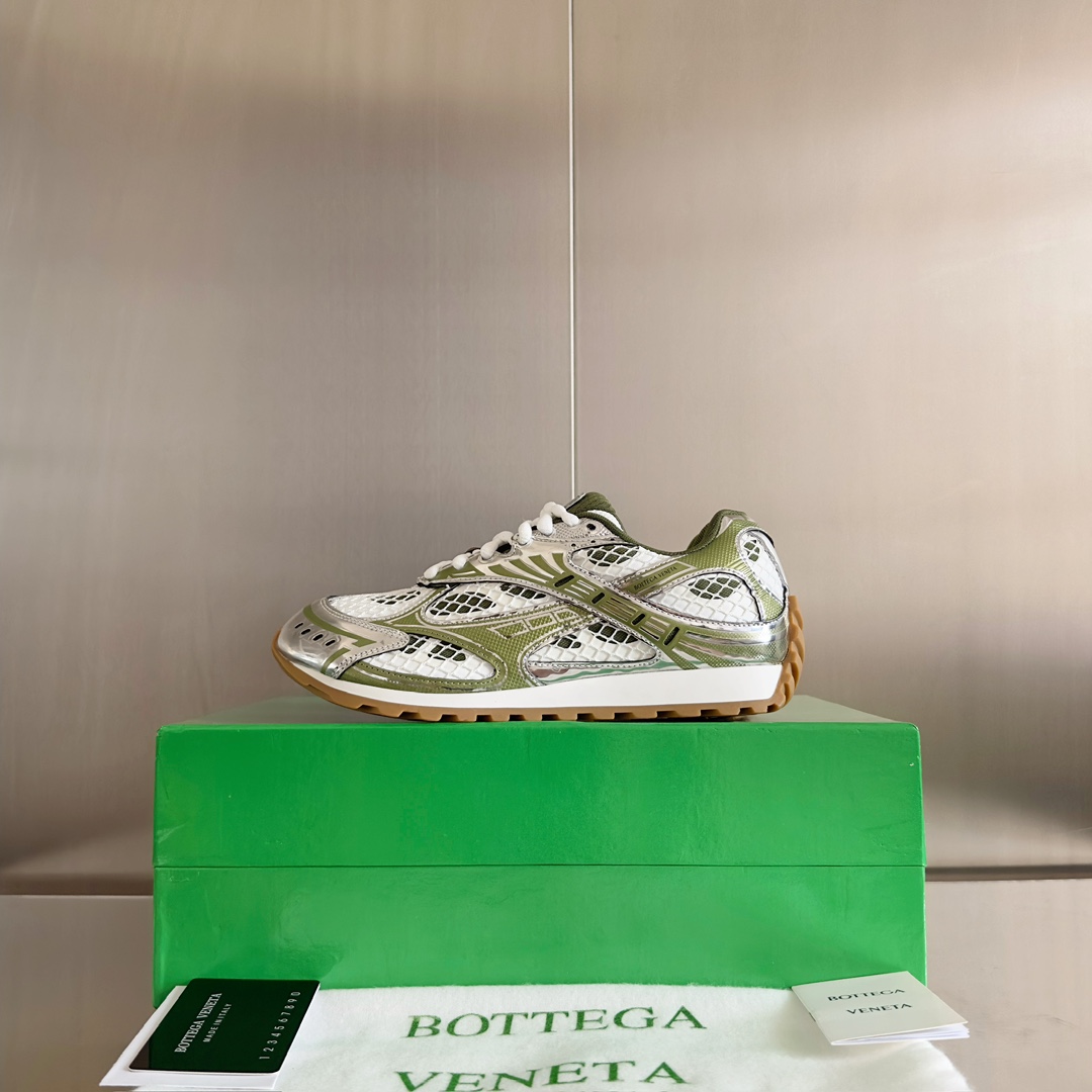 Bottega Veneta Orbit Sneaker - 