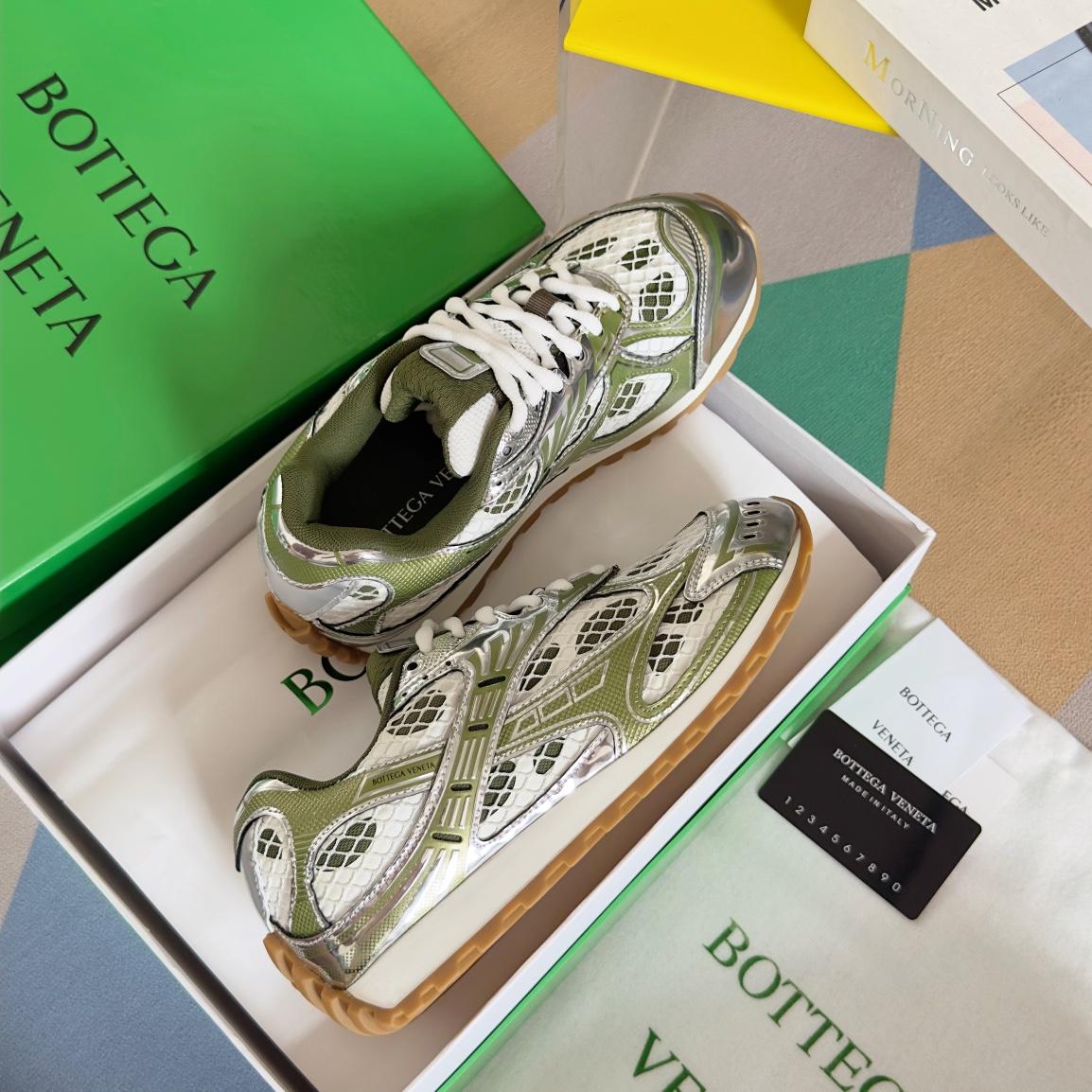 Bottega Veneta Orbit Sneaker - 