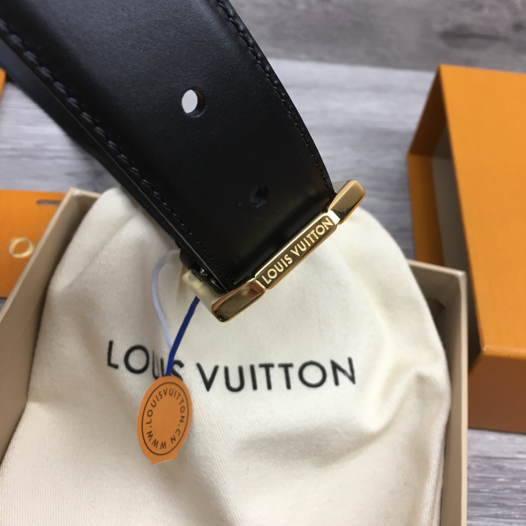 Louis Vuitton 35mm Leather Belt - 