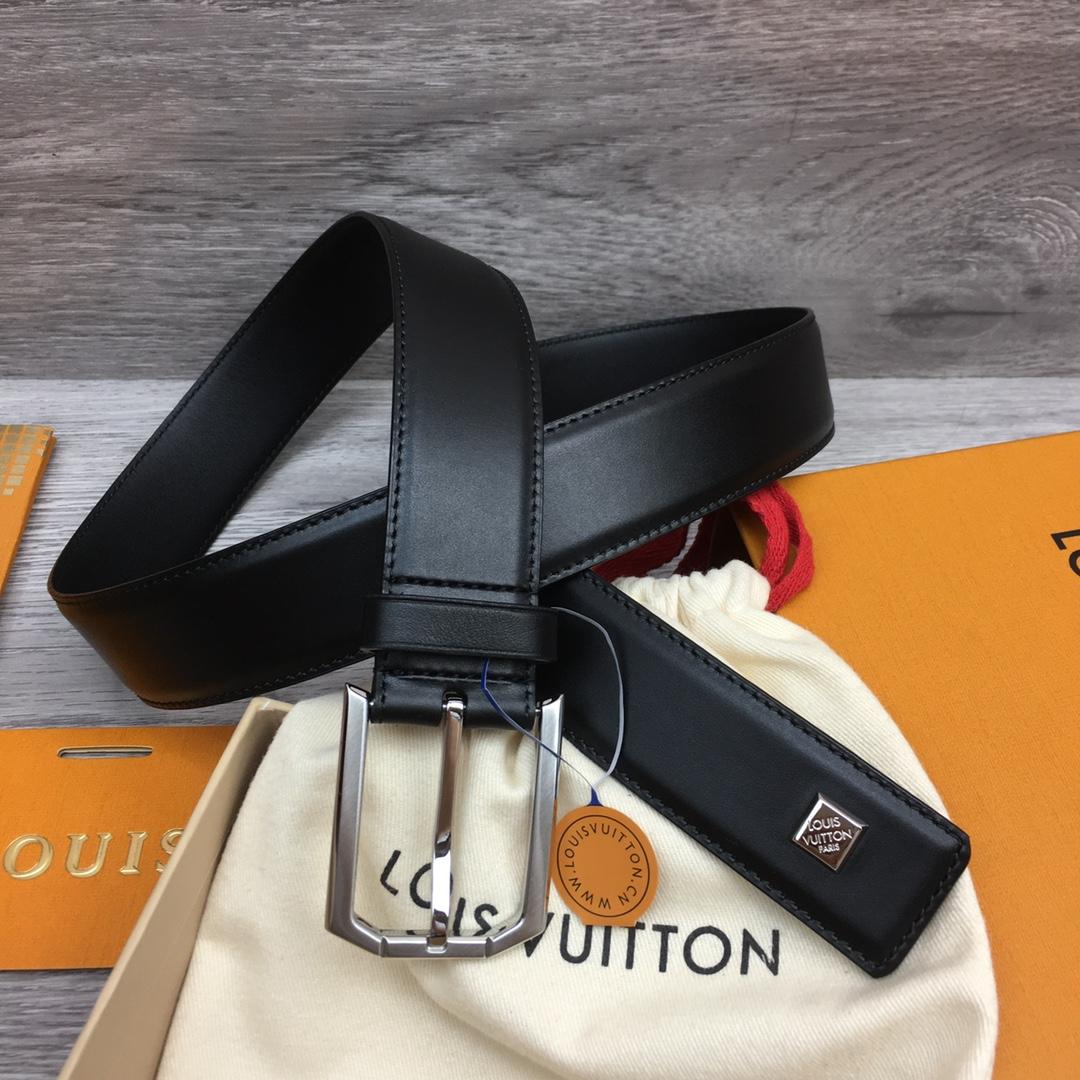 Louis Vuitton 35mm Leather Belt - 
