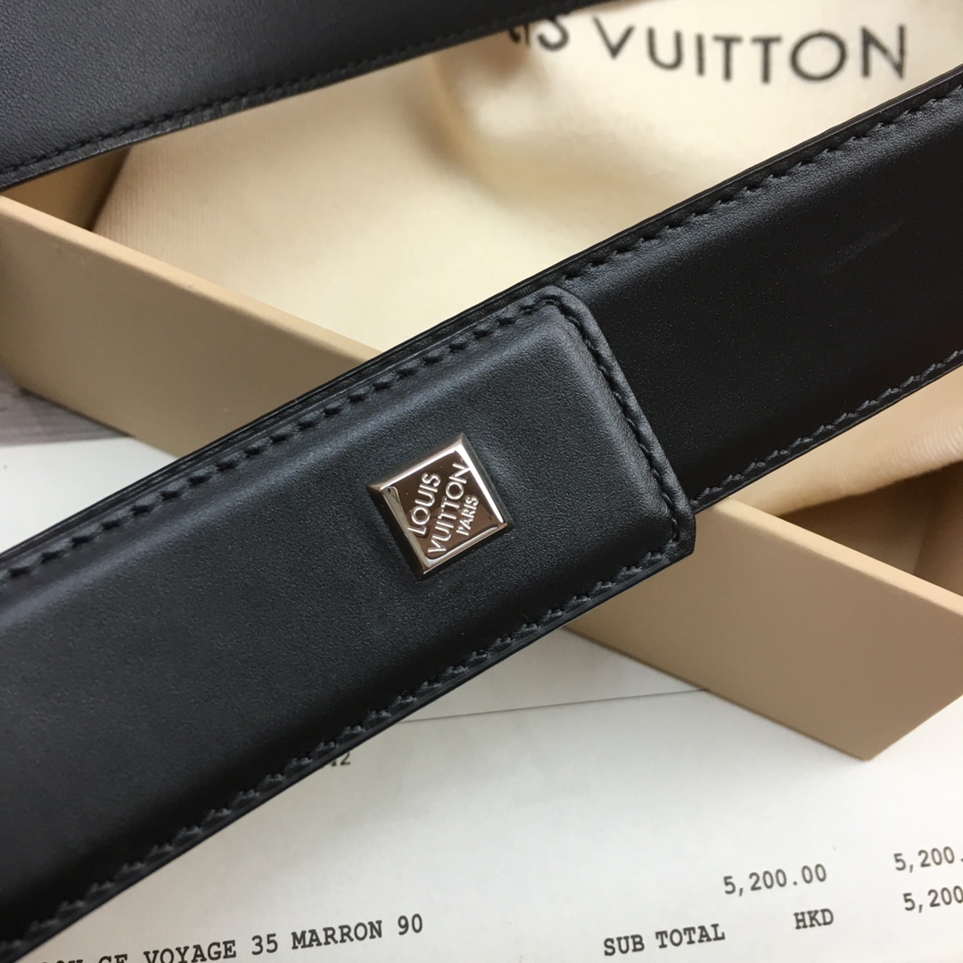 Louis Vuitton 35mm Leather Belt - 