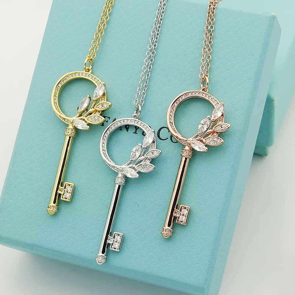 Tiffany & Co.  Diamond Vine Circle Key In Platinum - 
