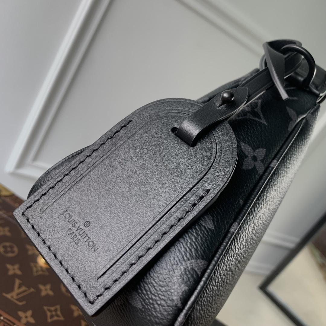 Louis Vuitton Pochette Accessoire XL   M11741 - 