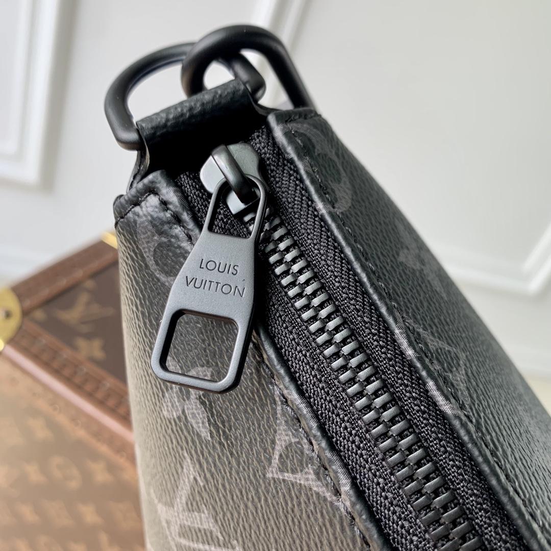 Louis Vuitton Pochette Accessoire XL   M11741 - 