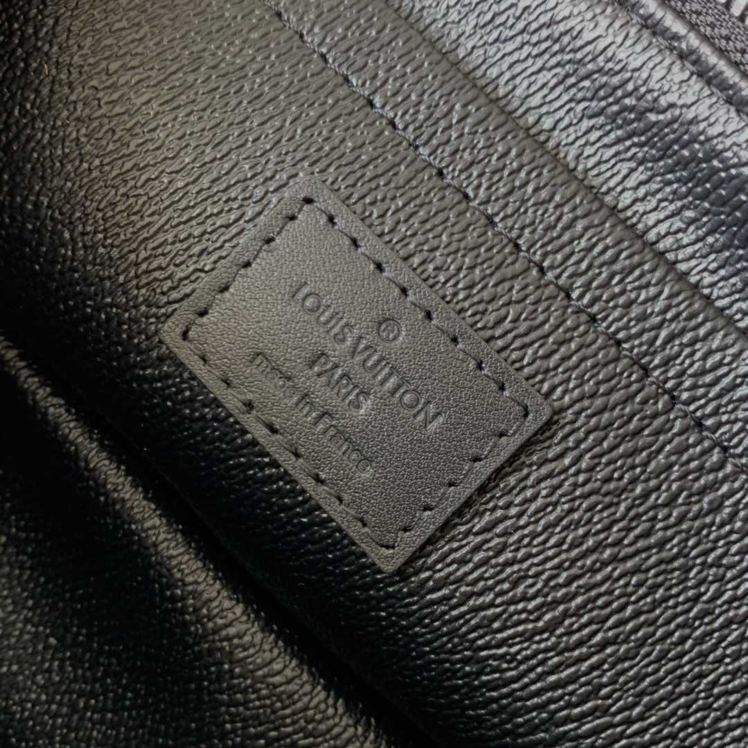 Louis Vuitton Toiletry Bag   M11508 - 