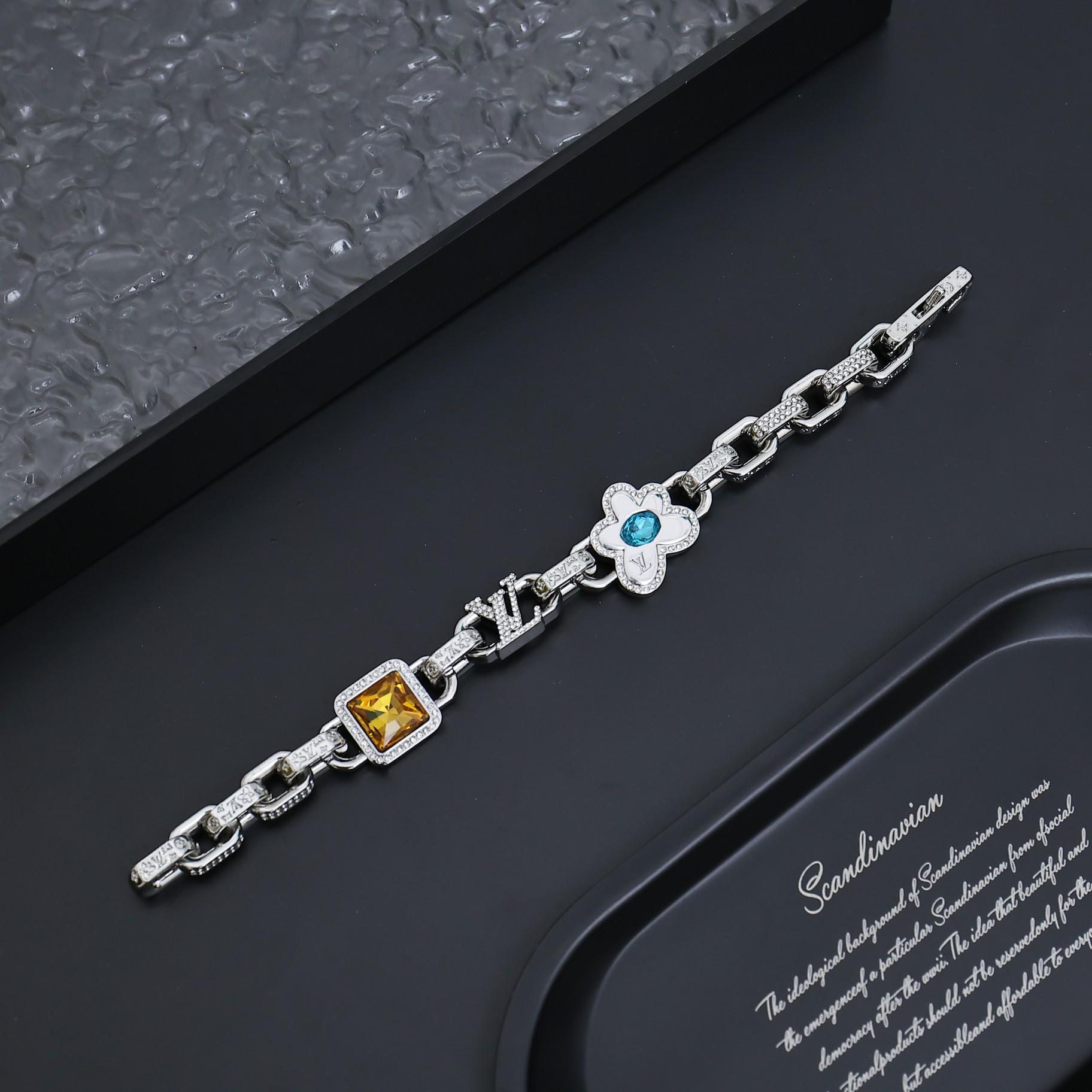 Louis Vuitton Paradise Stone Bracelet   M1594M - 