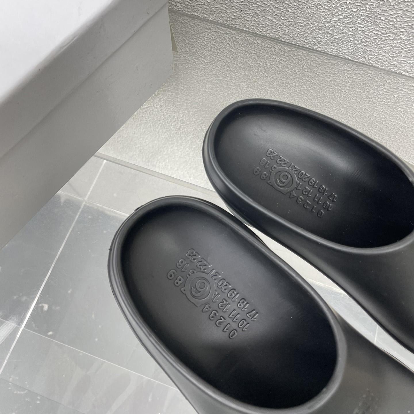 MM6 Maison Margiela Anatomic Numbers-motif Slippers - 