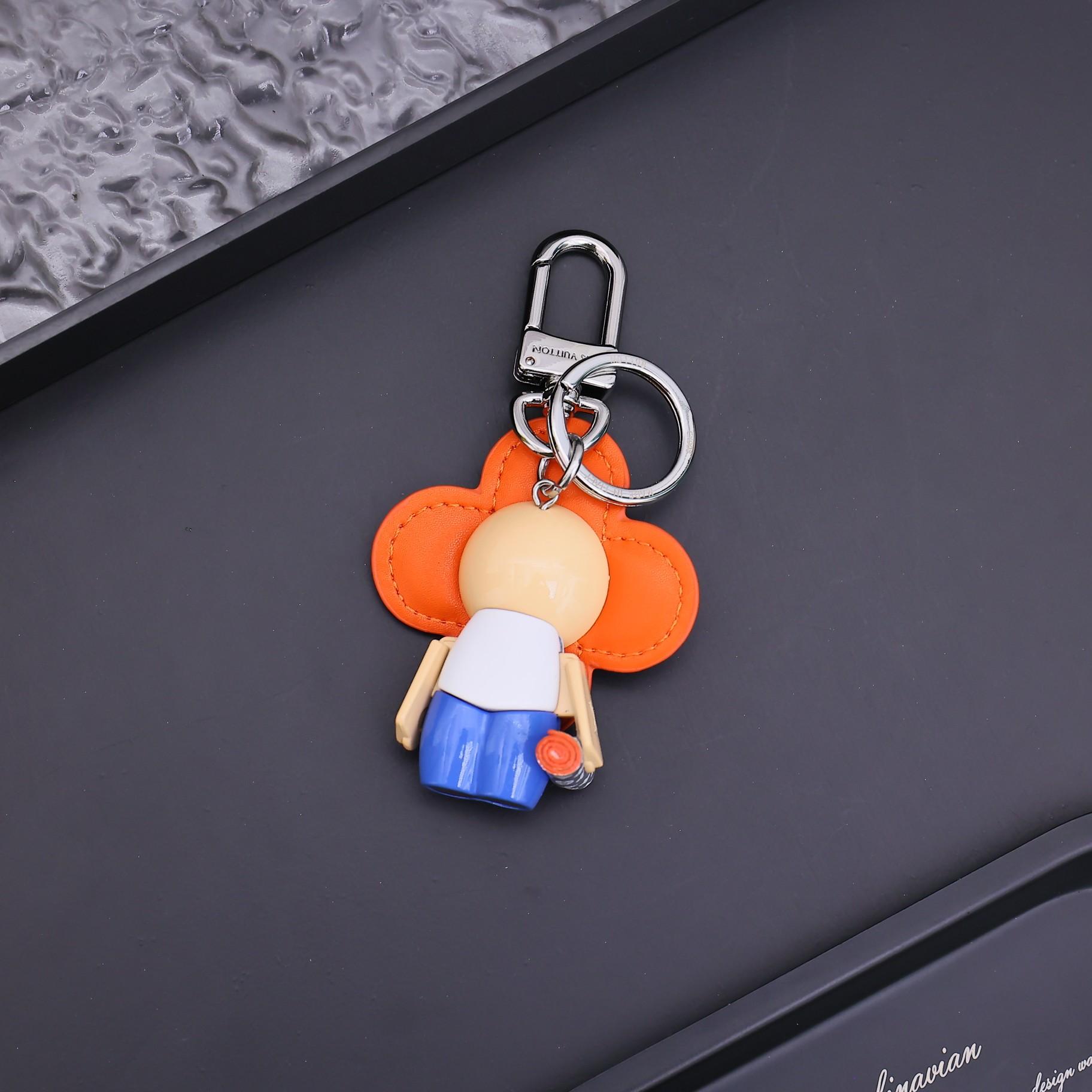 Louis Vuitton Vivienne Gym Bag Charm  M01198 - 
