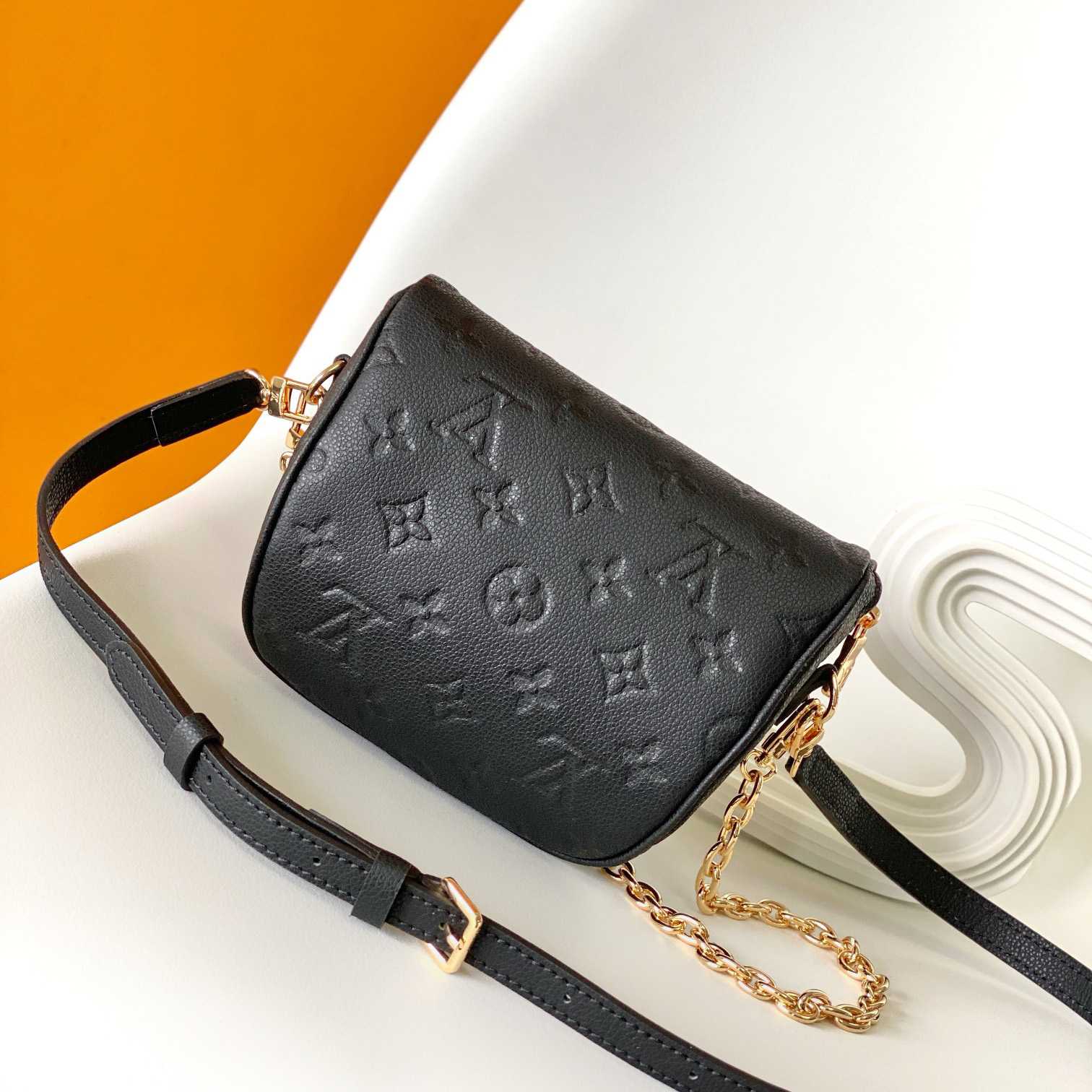 Louis Vuitton Mini Bumbag  M46917 - 