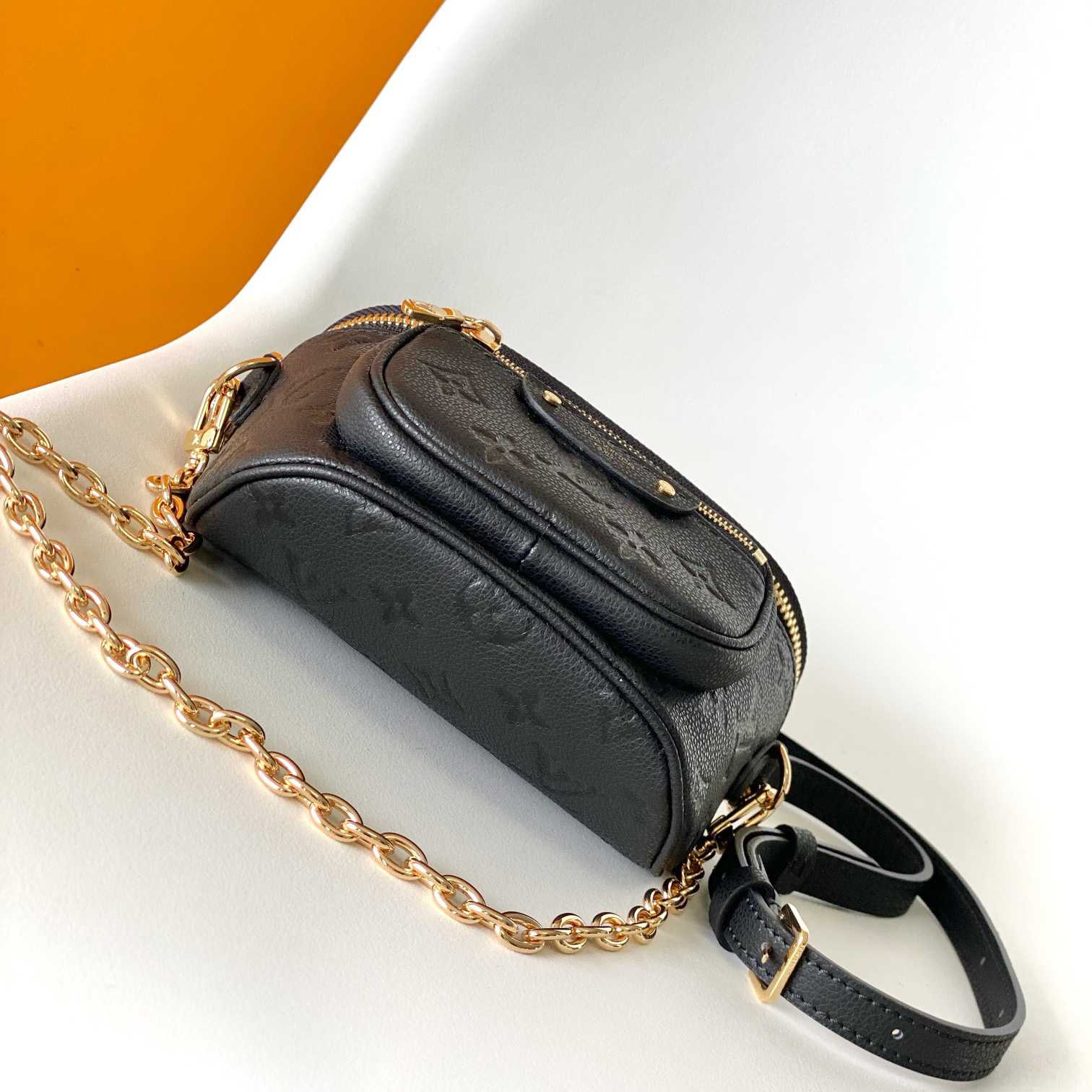 Louis Vuitton Mini Bumbag  M46917 - 
