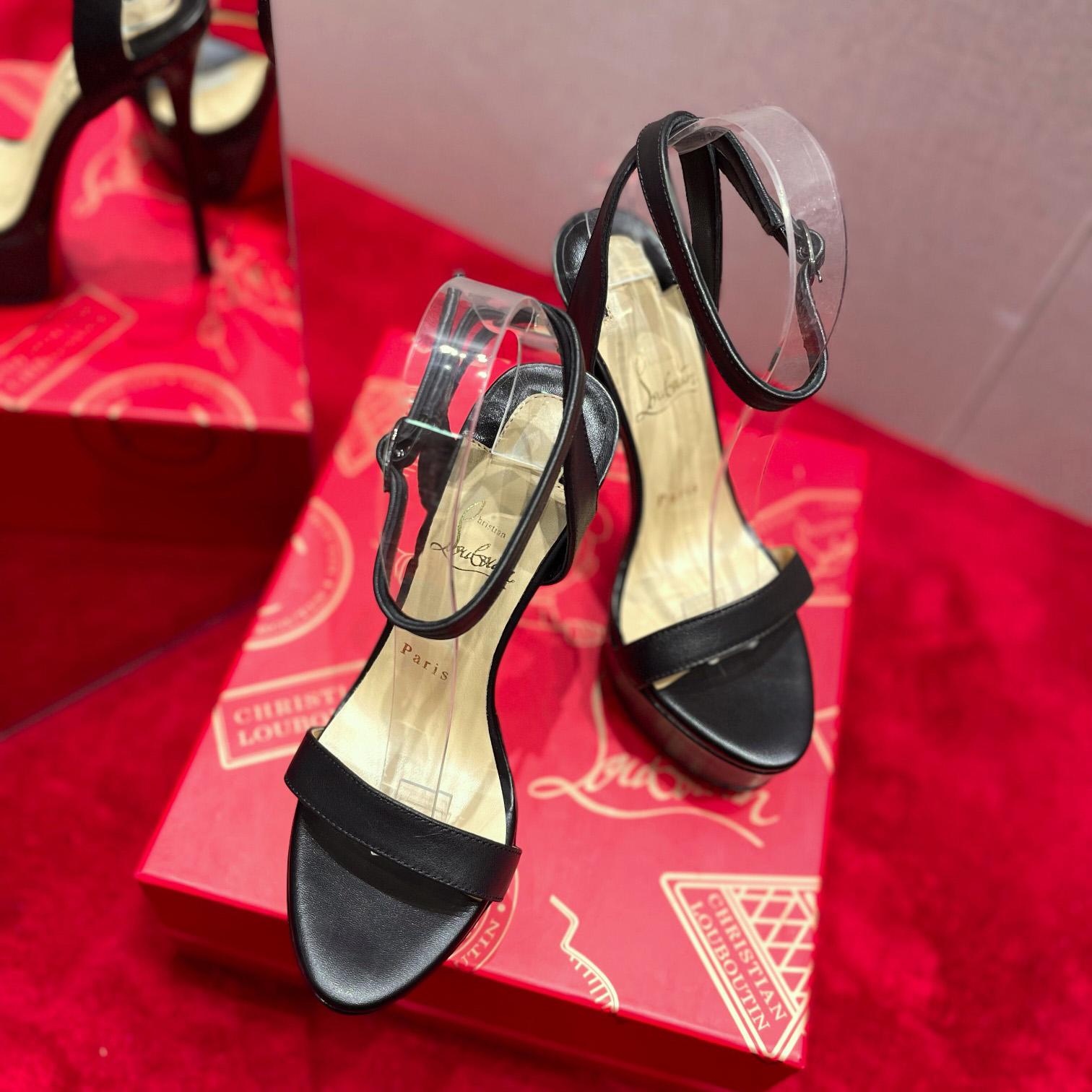 Christian Louboutin Loubi Queen Alta 150 Leather Platform Sandals - 
