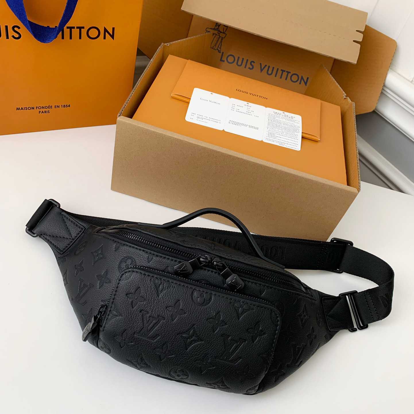Louis Vuitton Rush Bumbag  M25227 - 