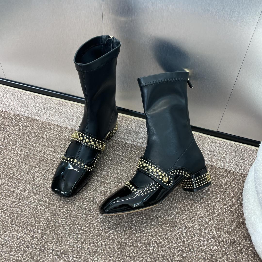 Dior Belle-D Heeled Ankle Boot - 