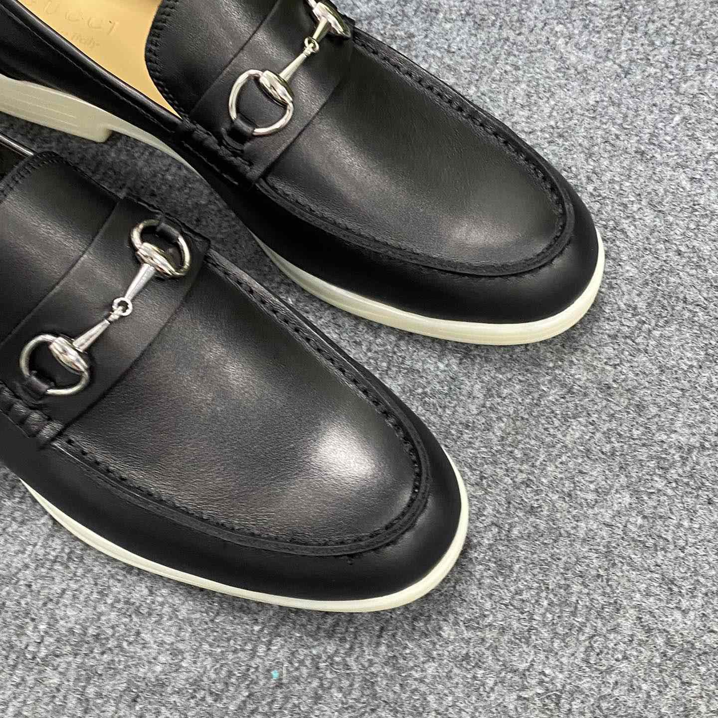 Gucci Men's Loafer With Horsebit - 