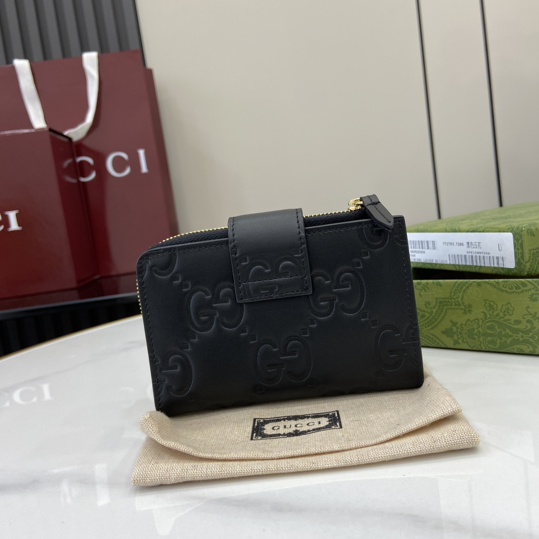 Gucci GG Medium Wallet - 