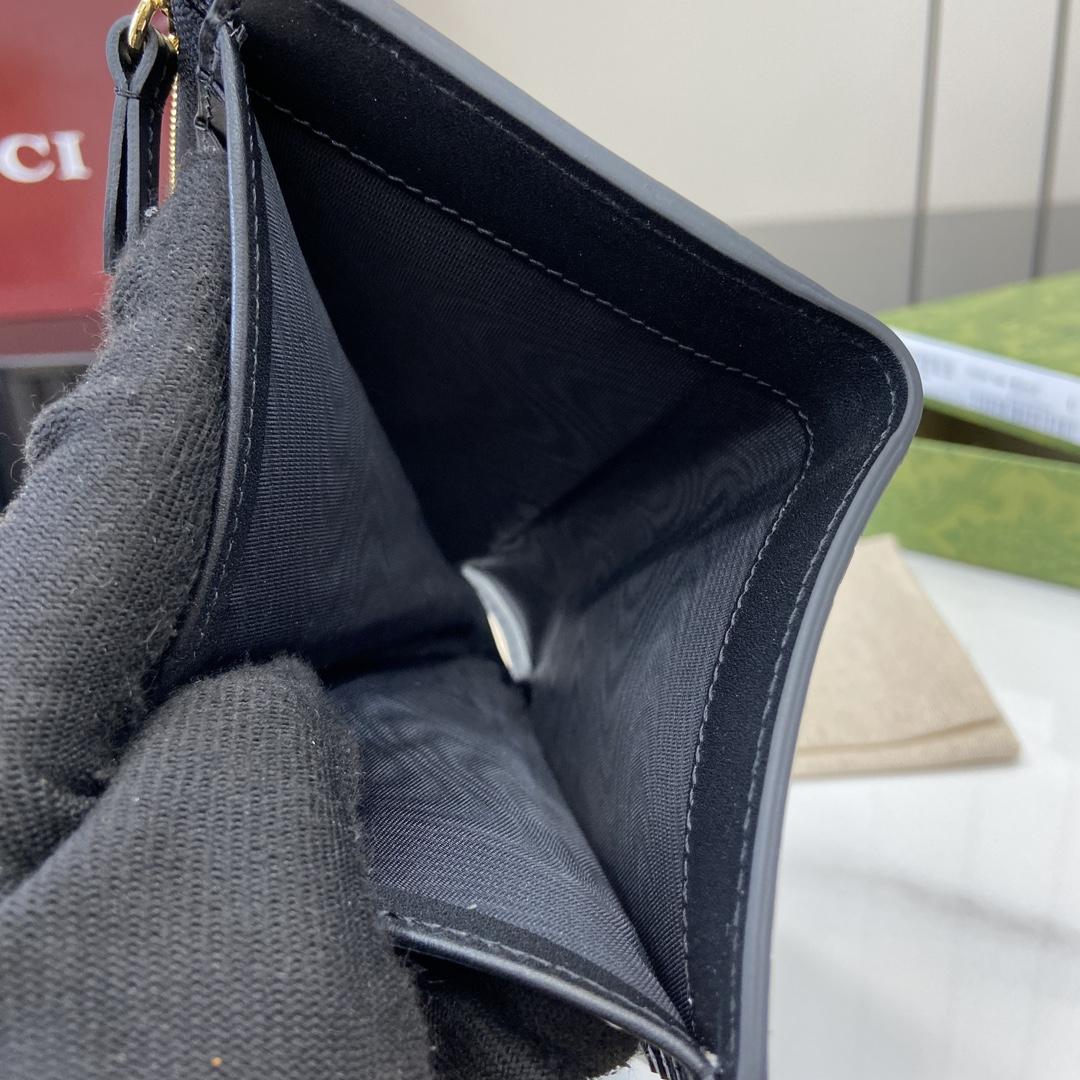 Gucci GG Medium Wallet - 