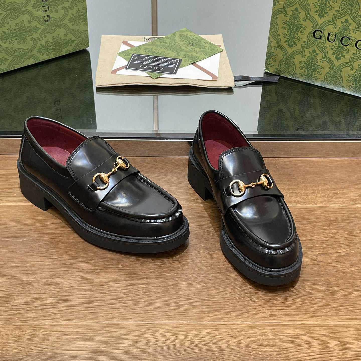 Gucci Women's Loafer With Horsebit - 