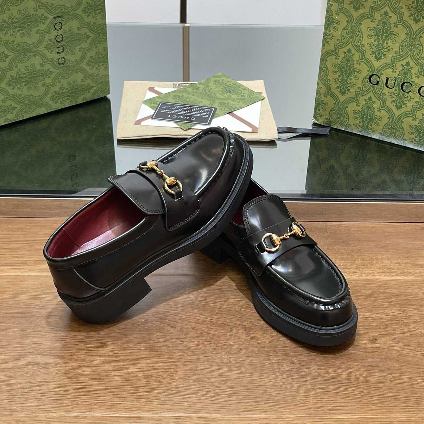 Gucci Women's Loafer With Horsebit - 