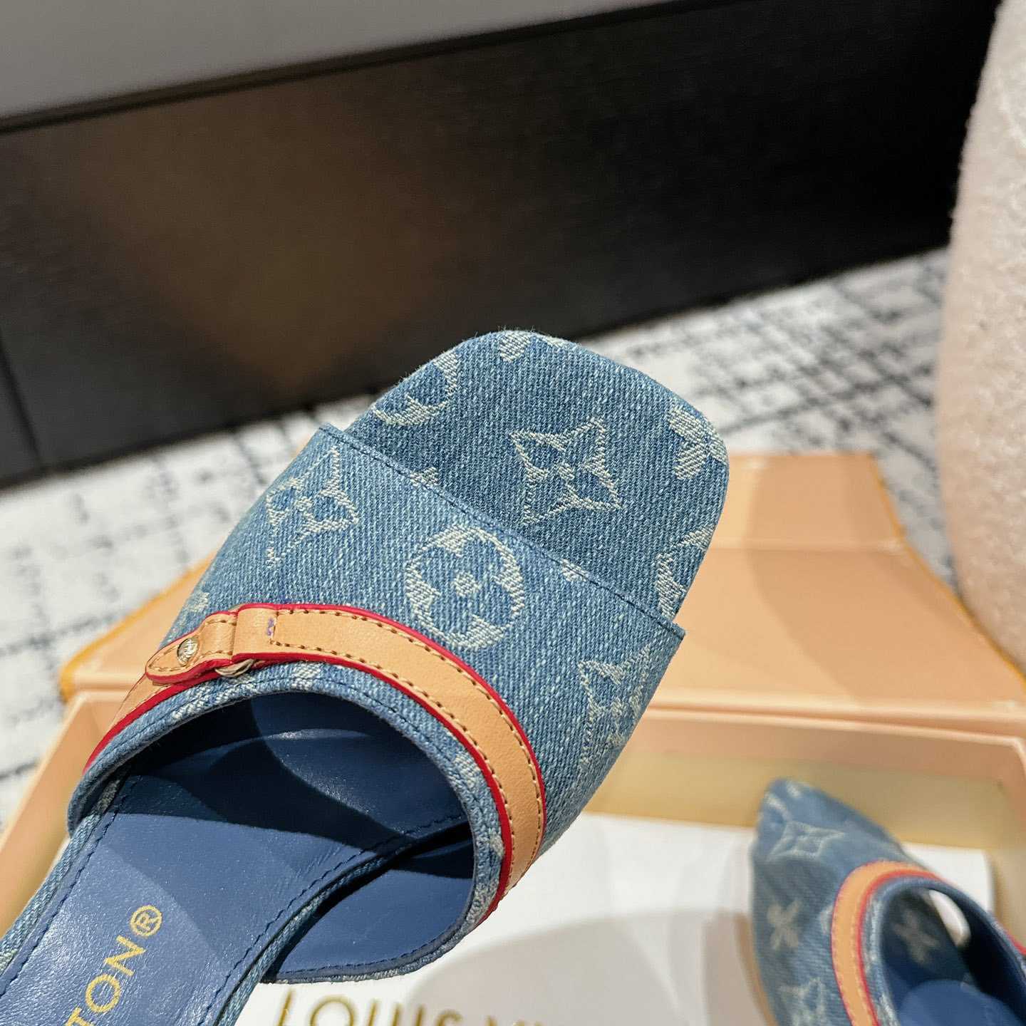 Louis Vuitton Neo Revival Mule   - 