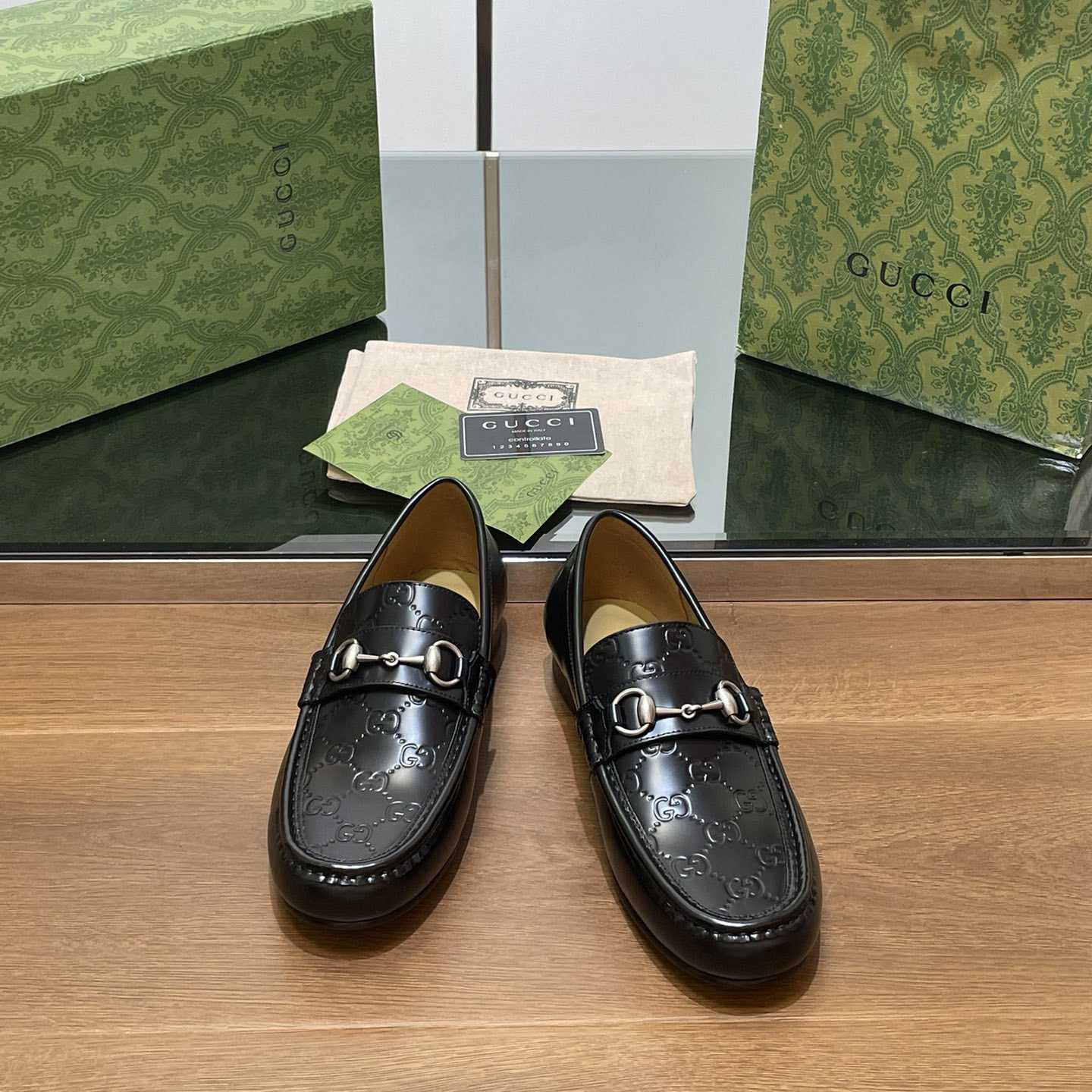 Gucci Men's Loafer With Horsebit - 