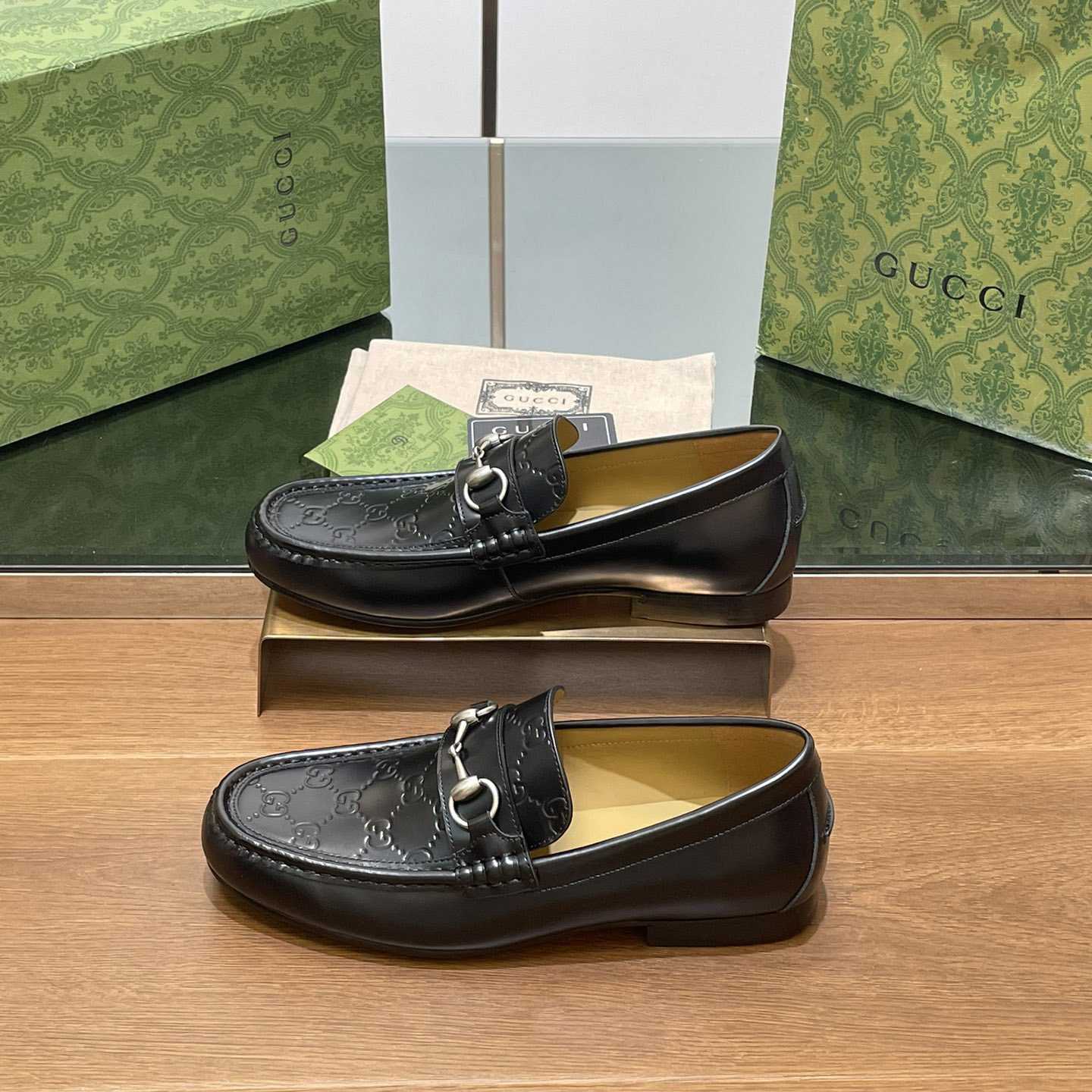 Gucci Men's Loafer With Horsebit - 
