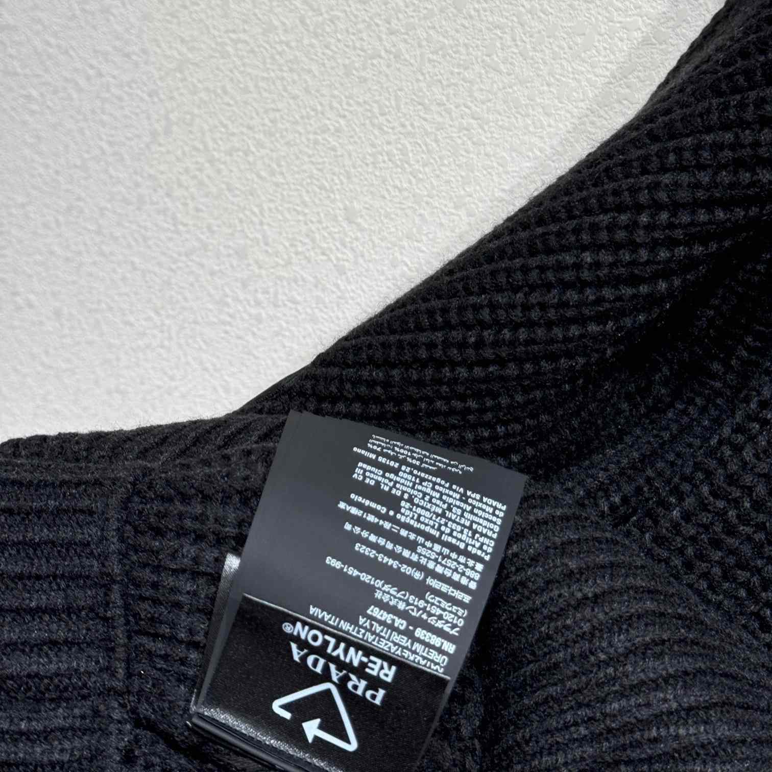 Prada Wool And Cashmere Cardigan With Re-Nylon Details - 