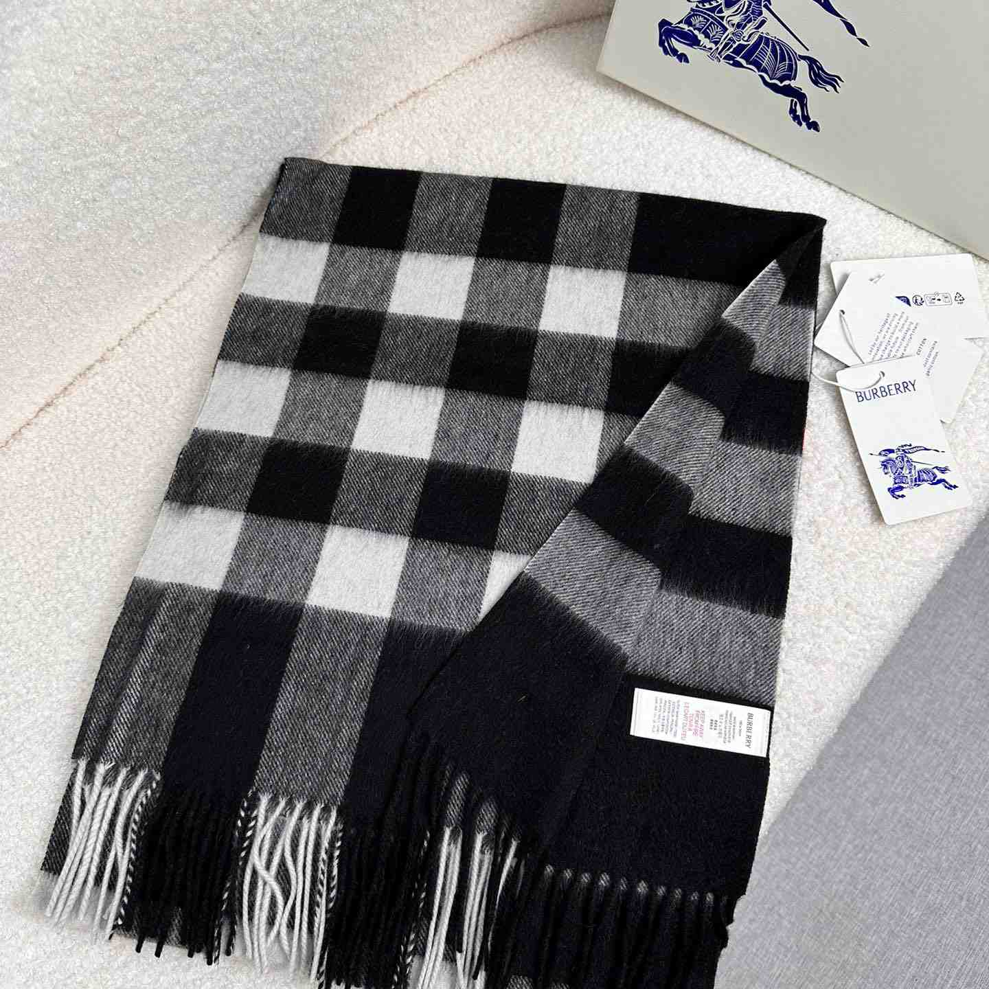Burberry Scarf   180*40cm - 