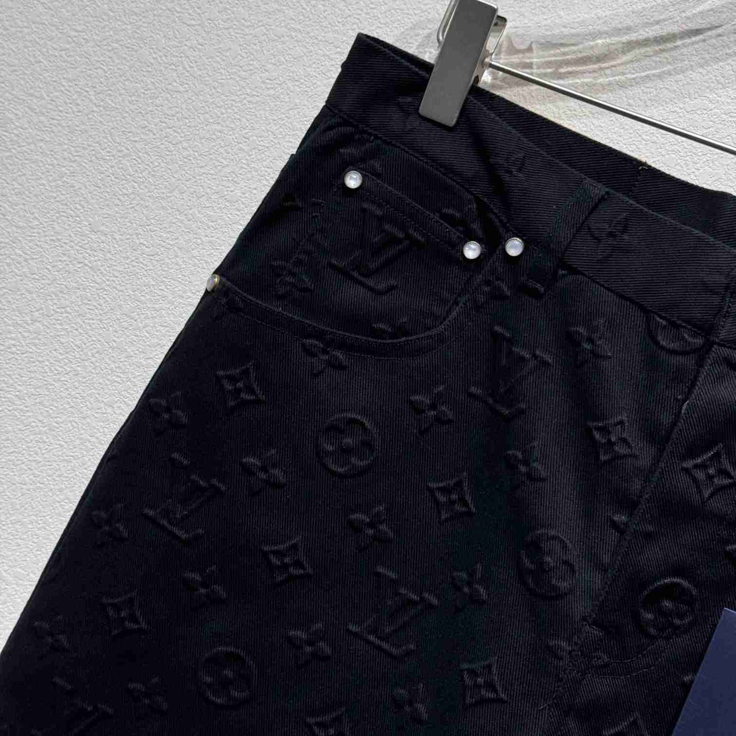 Louis Vuitton Monogram Pants - 