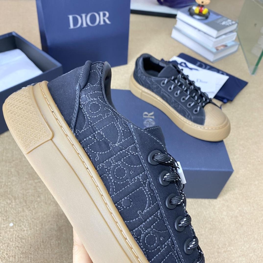 Dior And STONE ISLAND B33 Sneaker   - 