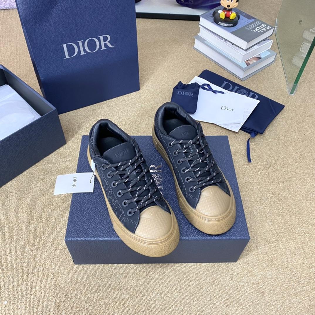 Dior And STONE ISLAND B33 Sneaker   - 